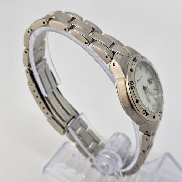 Pedre Women's Watch 30MM White Dial Gray Case Bracelet Band Date 7" New Battery - Picture 4 of 12
